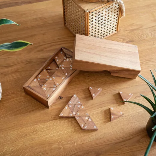LOGOPLAY Tridomino Legespiel mit weißen Zahlen